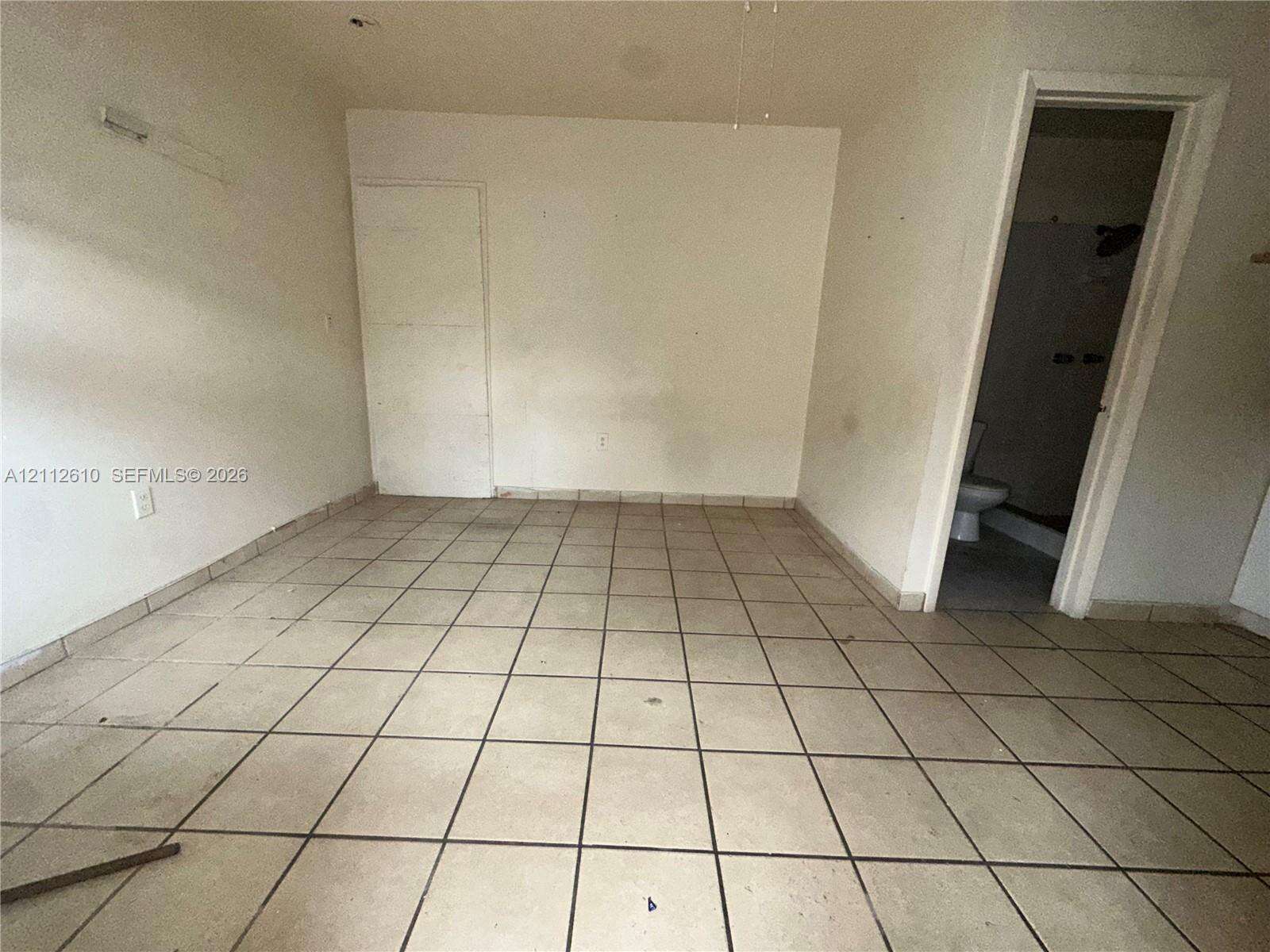 Hialeah |   N/A | Picture 24