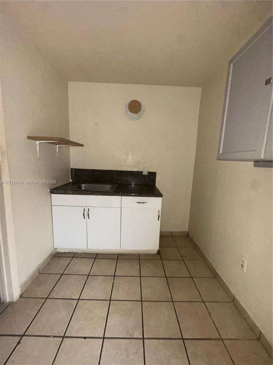 Hialeah |   N/A | Picture 26