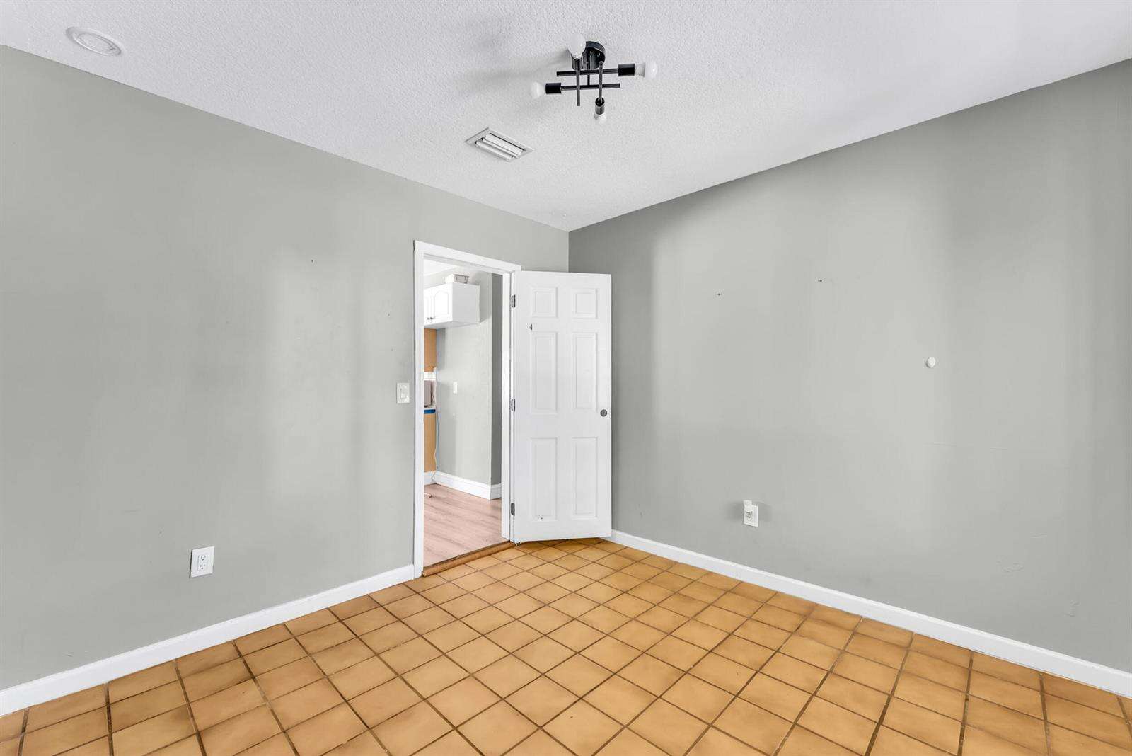 Cooper City | 5313 103rd N/A | Picture 19