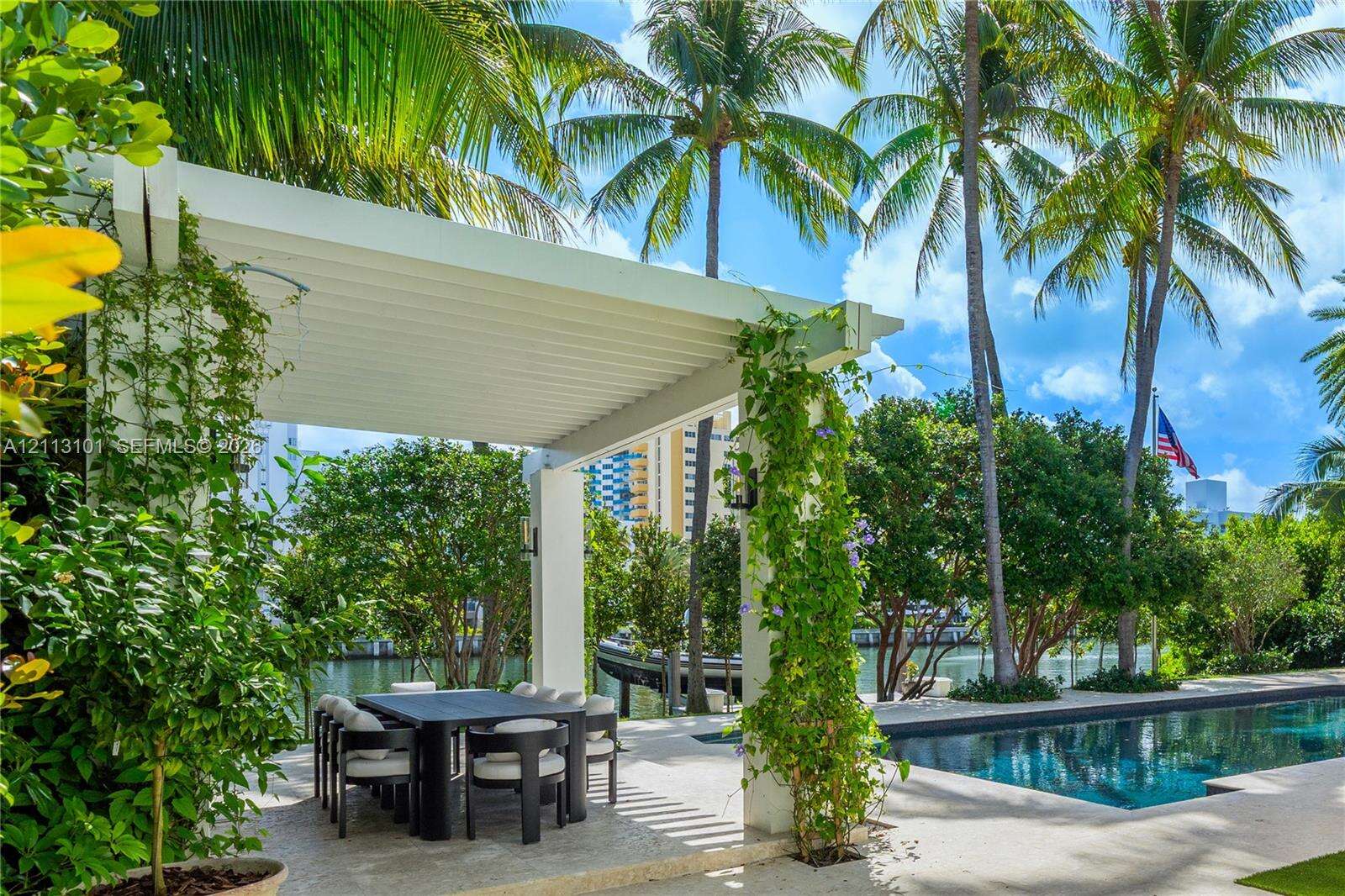 Miami Beach | 3681 Flamingo Dr N/A | Picture 17
