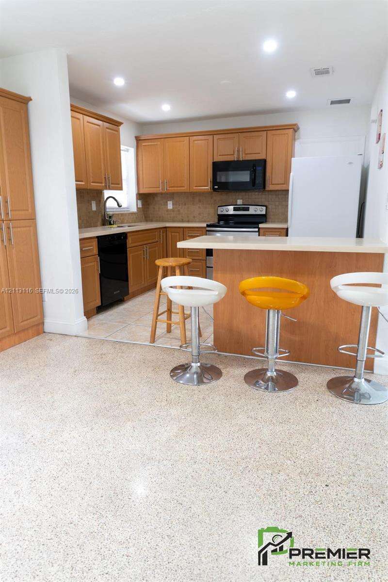 Miami Gardens | 4341 178th Dr N/A | Picture 2