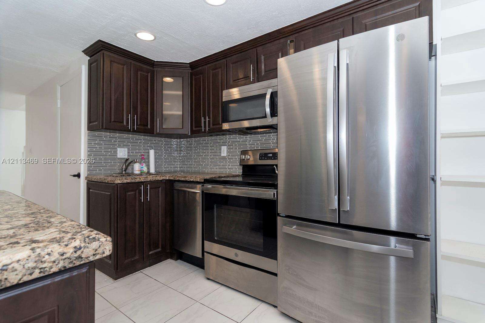 Miami | 2729 67th Ave N/A | Picture 15