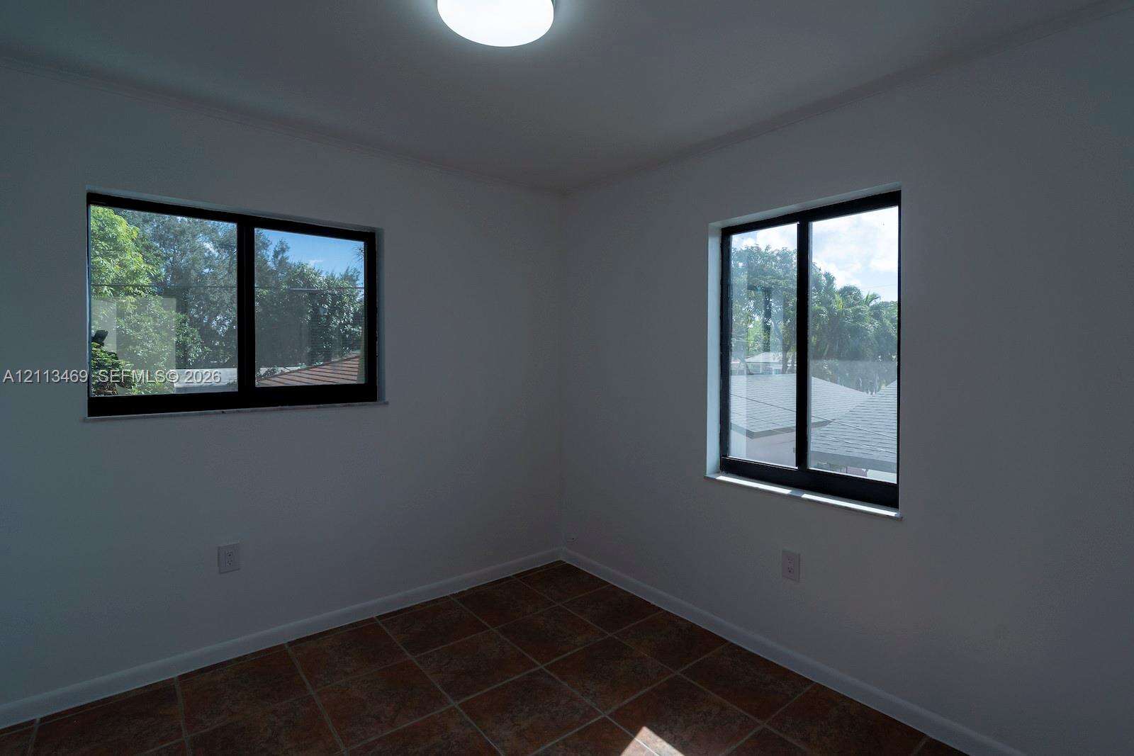 Miami | 2729 67th Ave N/A | Picture 29