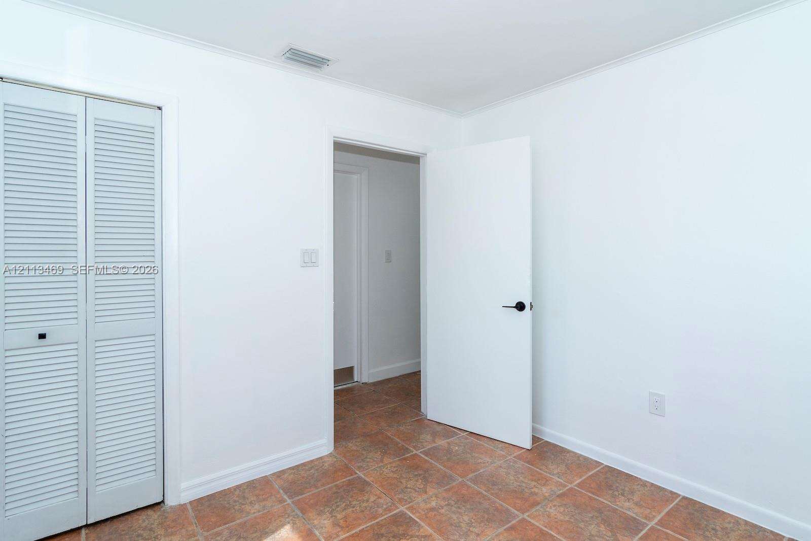 Miami | 2729 67th Ave N/A | Picture 32