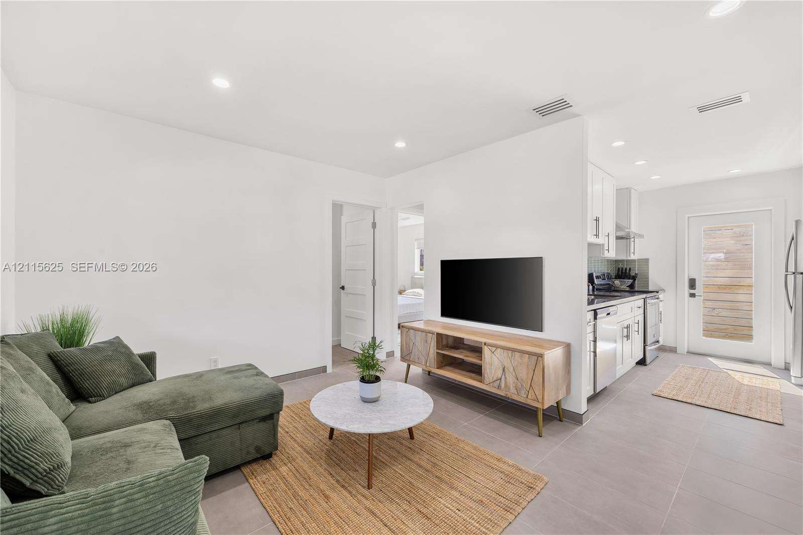 Fort Lauderdale | 526 13th Ct N/A | Picture 11