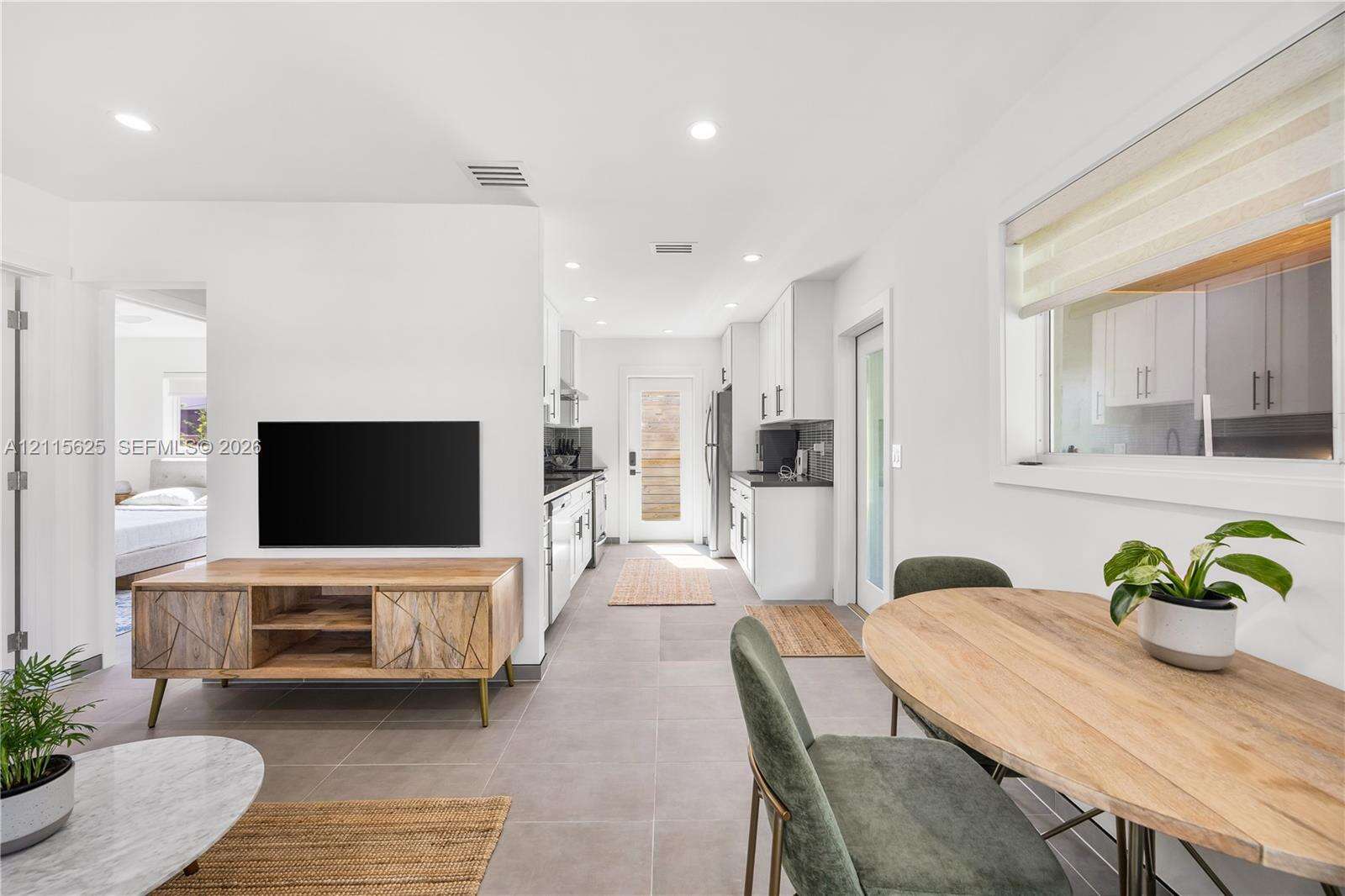 Fort Lauderdale | 526 13th Ct N/A | Picture 12