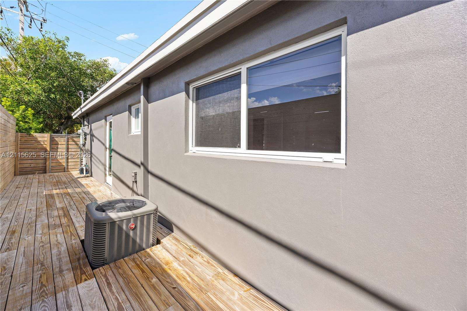Fort Lauderdale | 526 13th Ct N/A | Picture 5