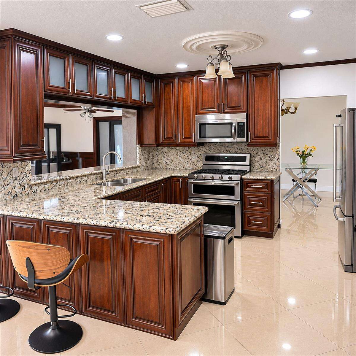 Miami Lakes | 7253 Loch Ness Dr N/A | Picture 9