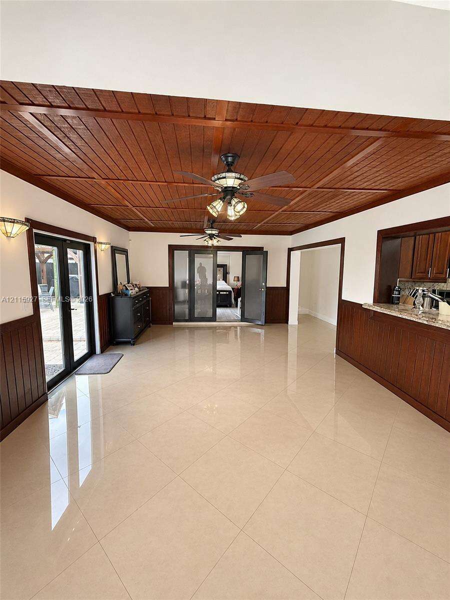Miami Lakes | 7253 Loch Ness Dr N/A | Picture 10