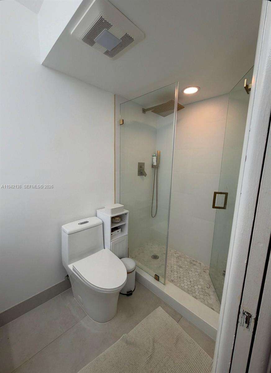 Hallandale Beach | 420 12th Ave Unit #502 | Picture 8