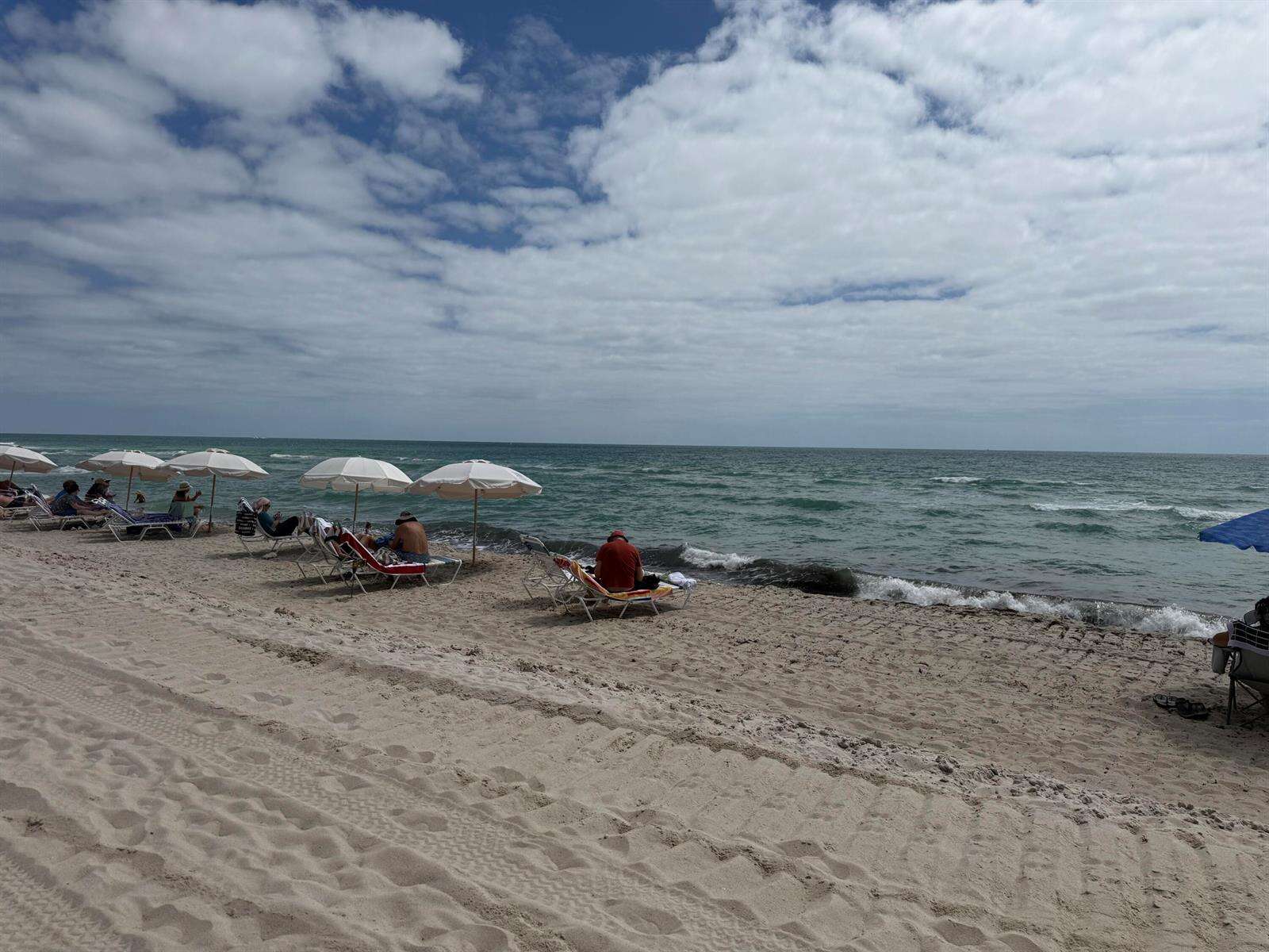 Hallandale Beach | 2076 Ocean Unit #207 | Picture 18