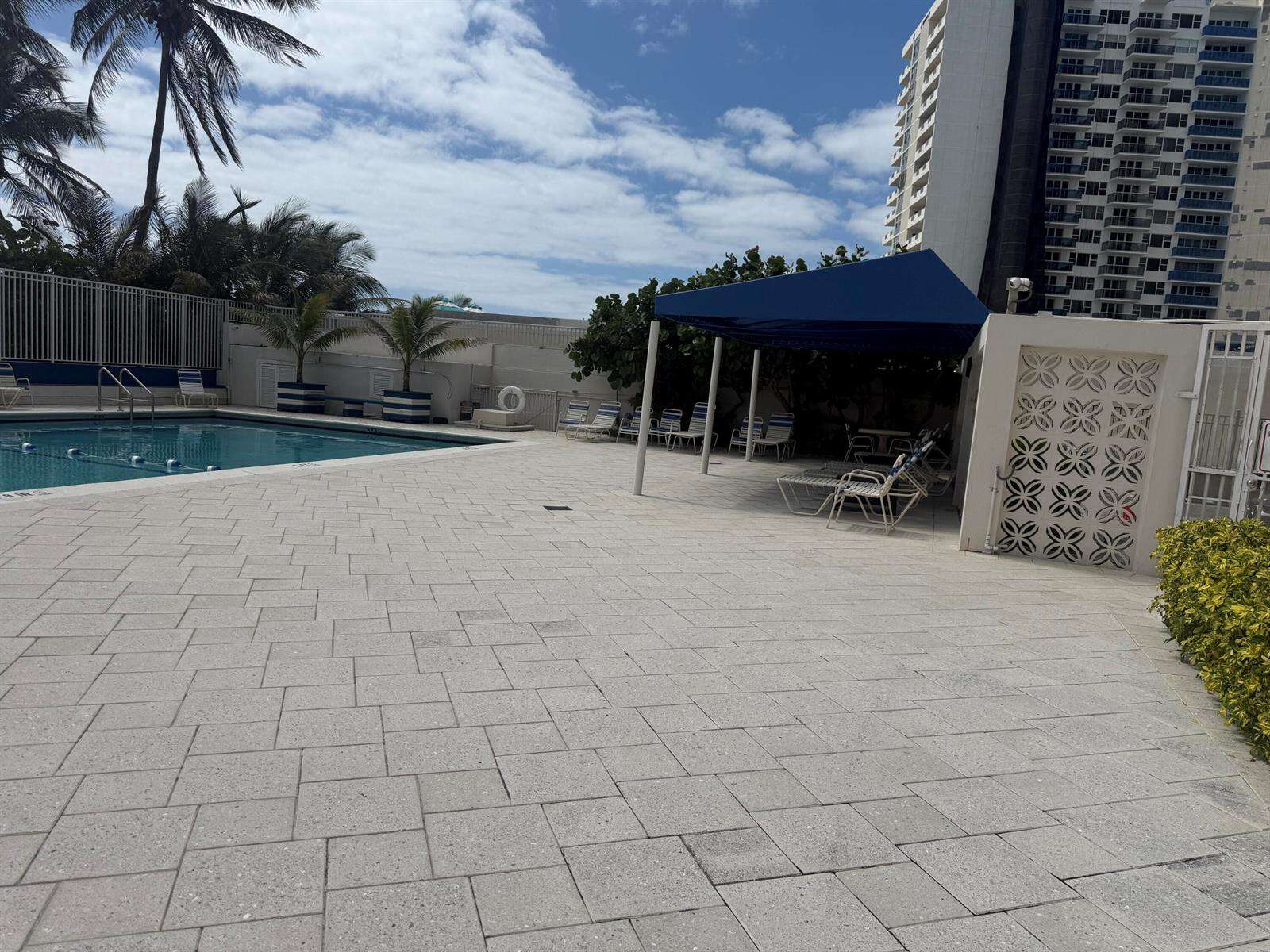 Hallandale Beach | 2076 Ocean Unit #207 | Picture 22