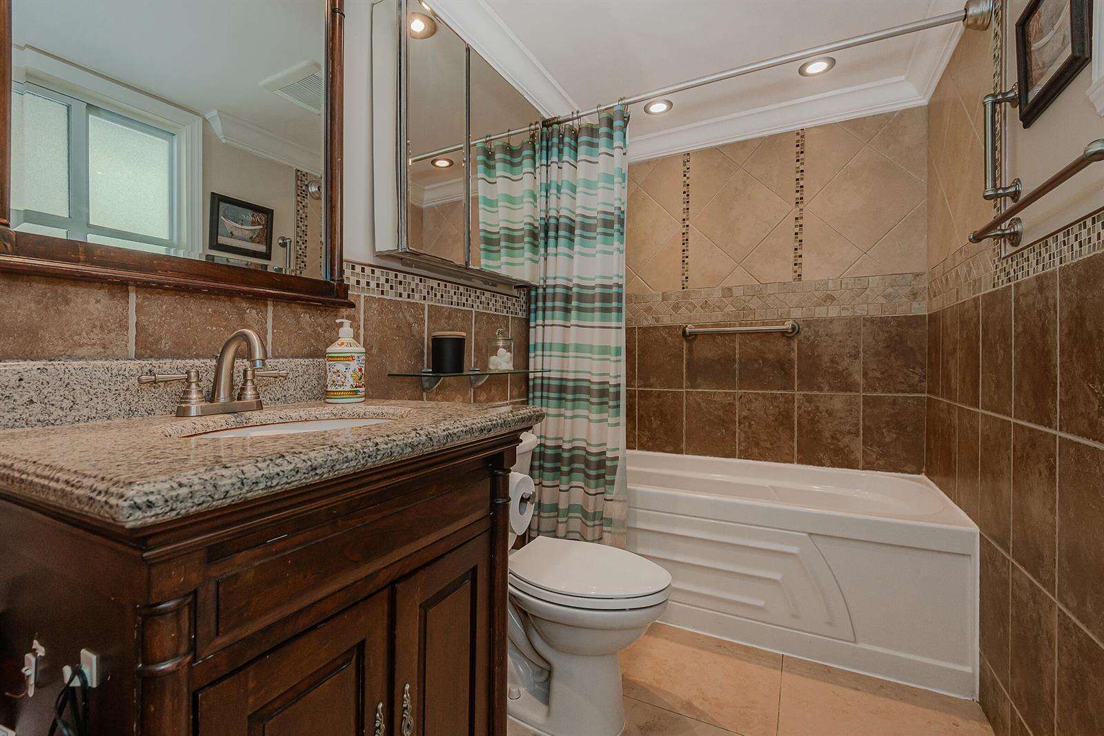 Hallandale Beach | 2076 Ocean Unit #207 | Picture 6