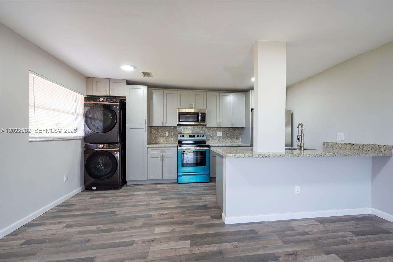 Dania Beach | 4111 Stirling Rd Unit #509 | Picture 2