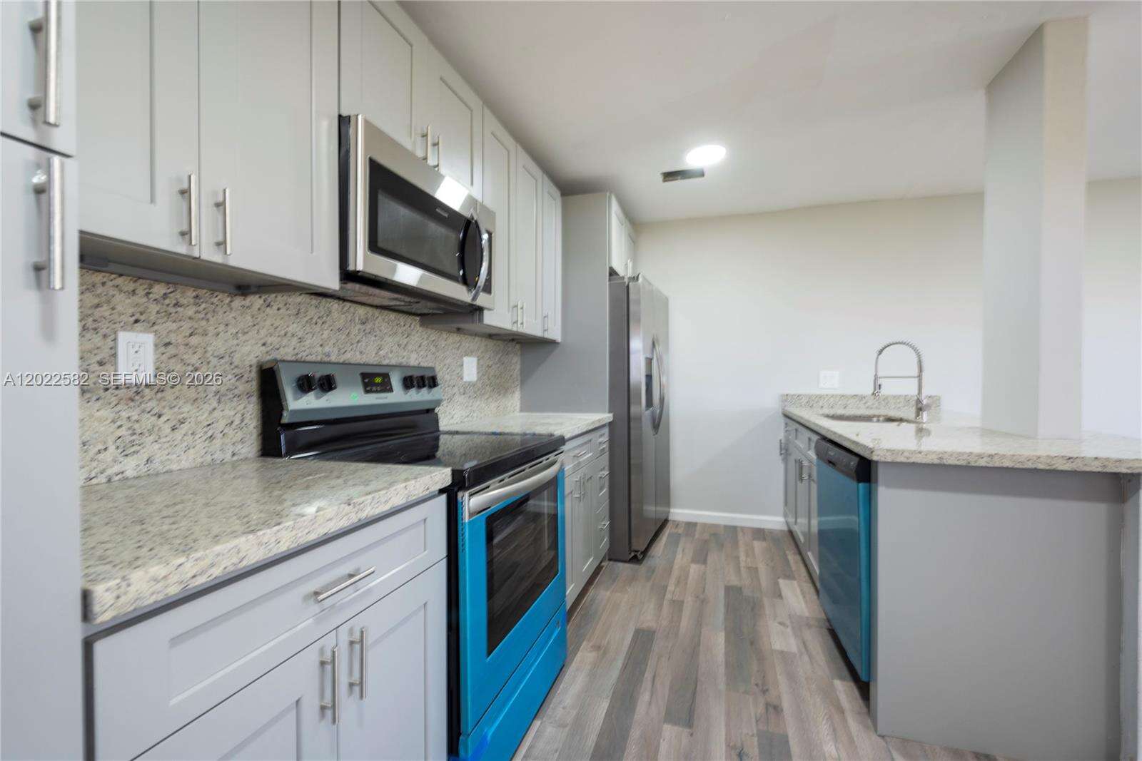 Dania Beach | 4111 Stirling Rd Unit #509 | Picture 4