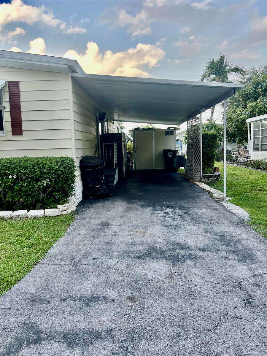 Coconut Creek | 6730 45th Terrace Unit #Lot-Q-04 | Picture 6