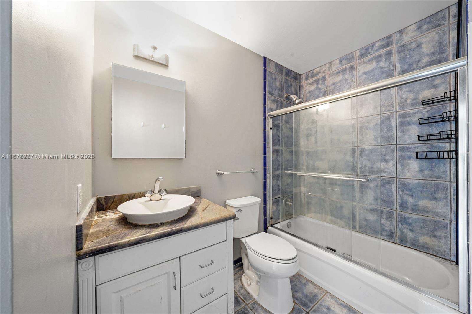 Imperial Point Colonnades Condo Inc | Unit #2303 Unit #2303 | Picture 19