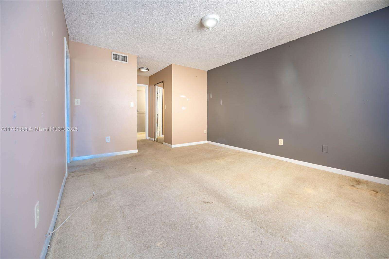 Tamarac Gardens Condominium No 5 | Unit #111 Unit #111 | Picture 17