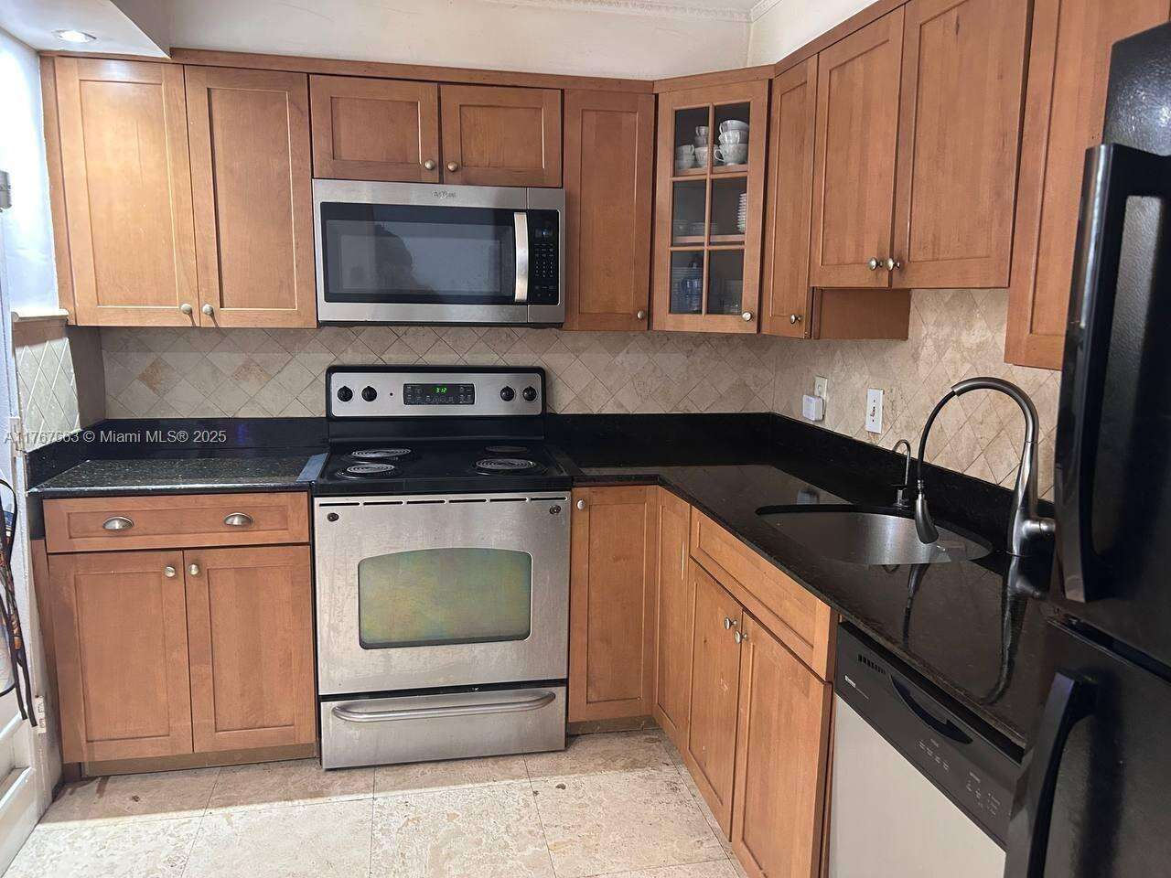 Coastal Towers | Unit #209 Unit #209 | Picture 4