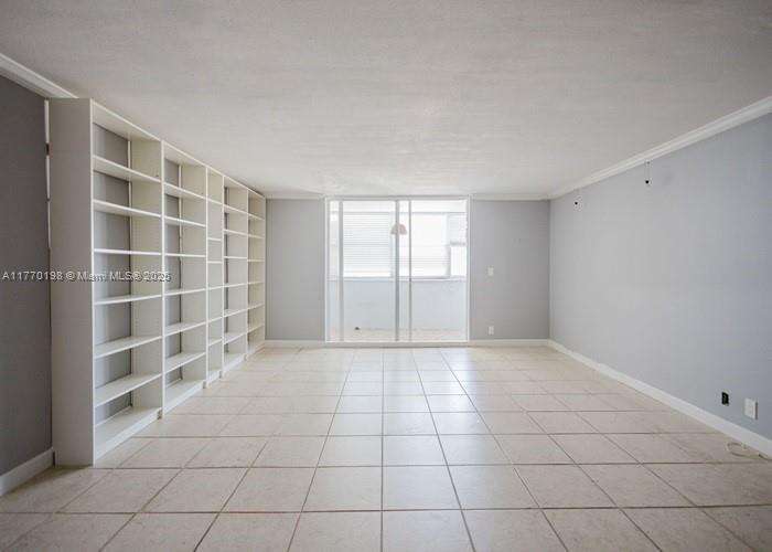 Lake Point Tower Condominium | Unit #PH-9 Unit #PH-9 | Picture 12