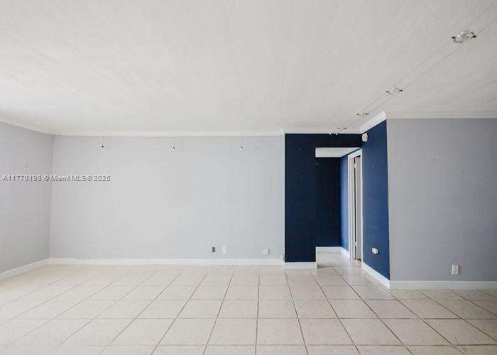 Lake Point Tower Condominium | Unit #PH-9 Unit #PH-9 | Picture 16