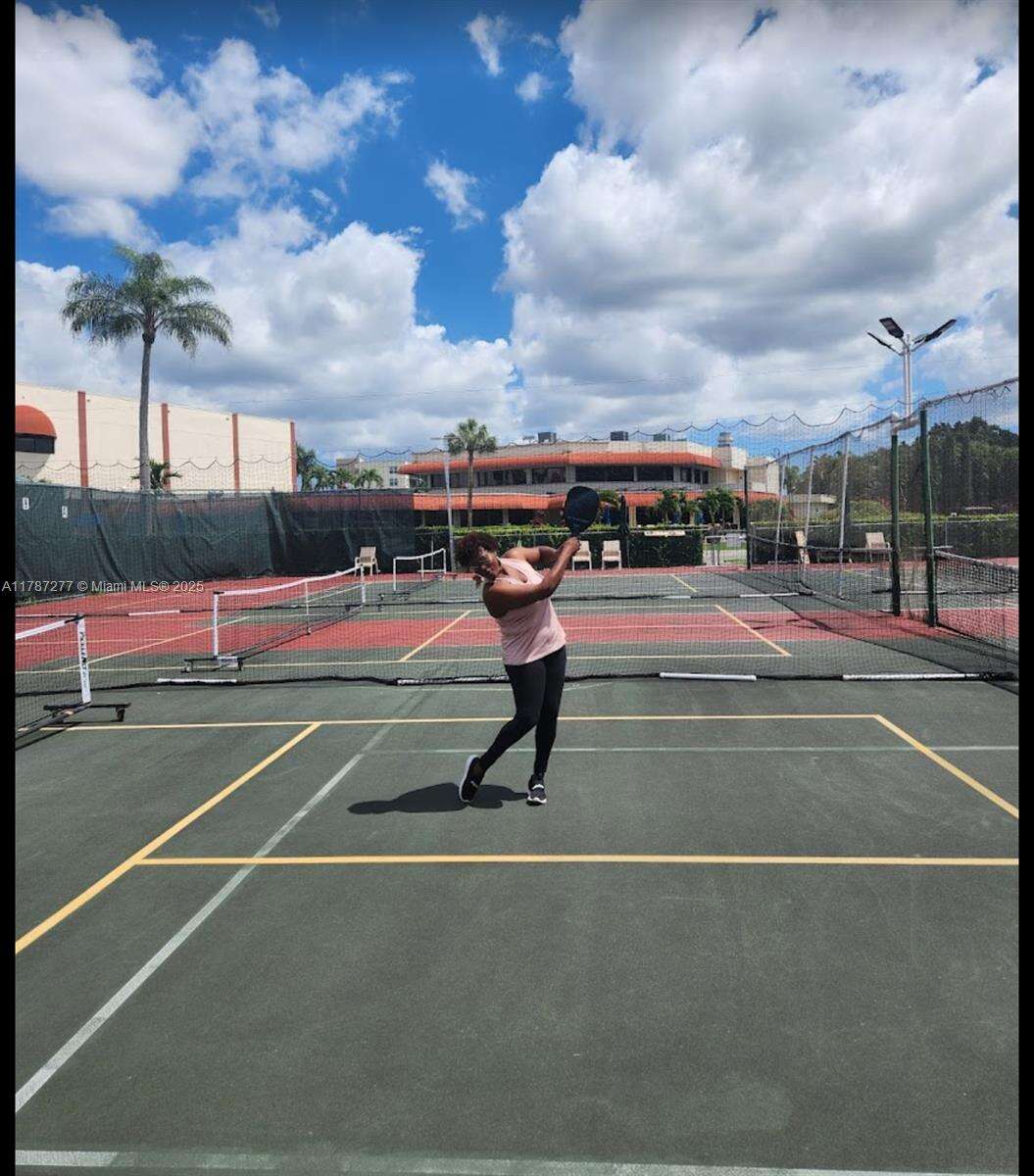 Unique Identifyer | Unit #206 Unit #206 | Picture 27