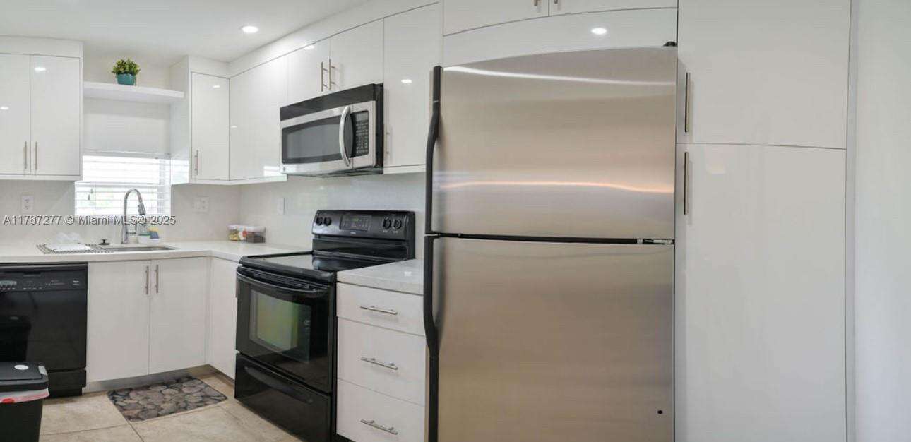 Unique Identifyer | Unit #206 Unit #206 | Picture 5