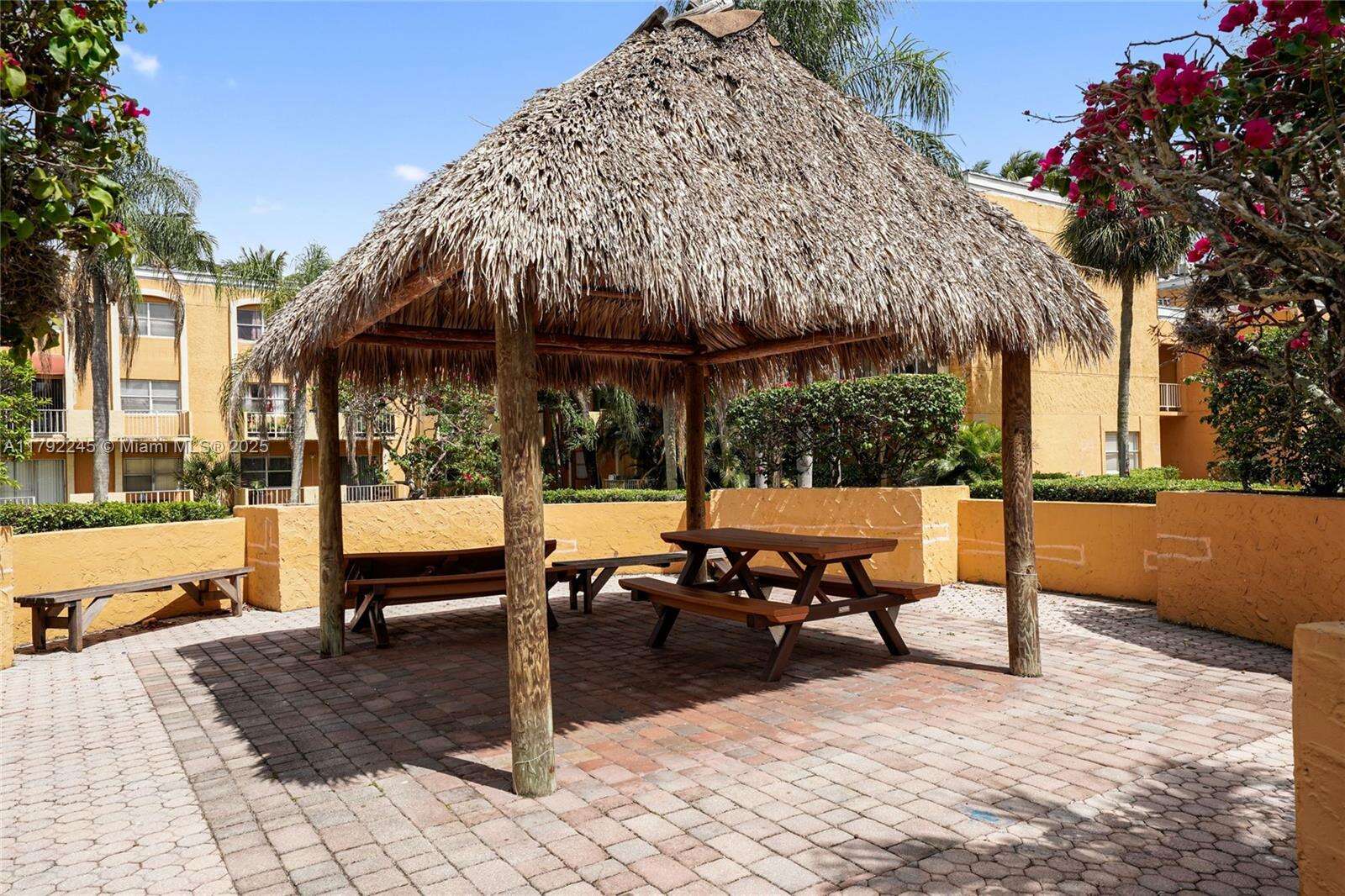 Venetian Gardens At Country Club Of Miami | Unit #P208 Unit #P208 | Picture 35