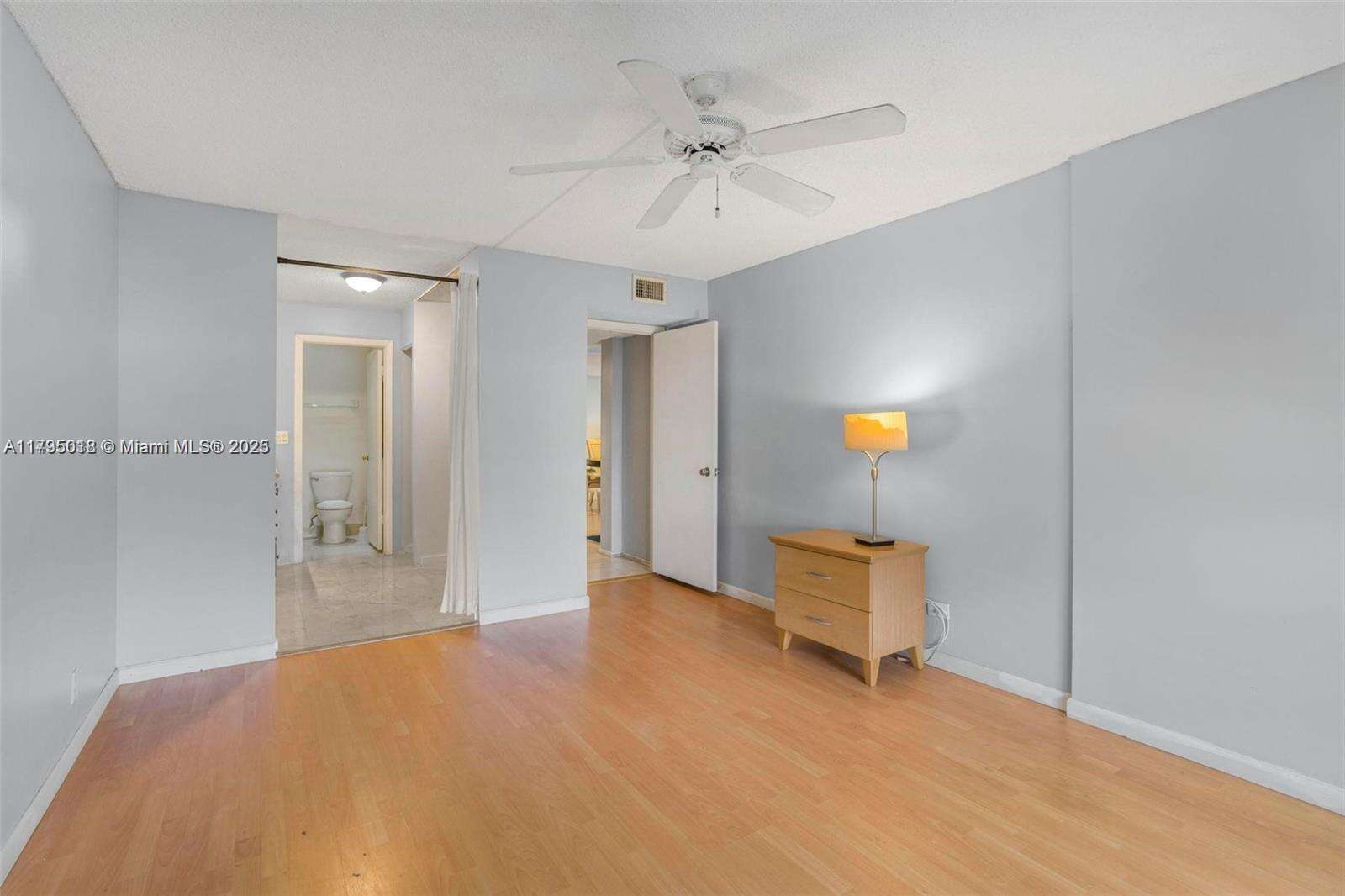 International Village At Inverrary | Unit #3P Unit #3P | Picture 23