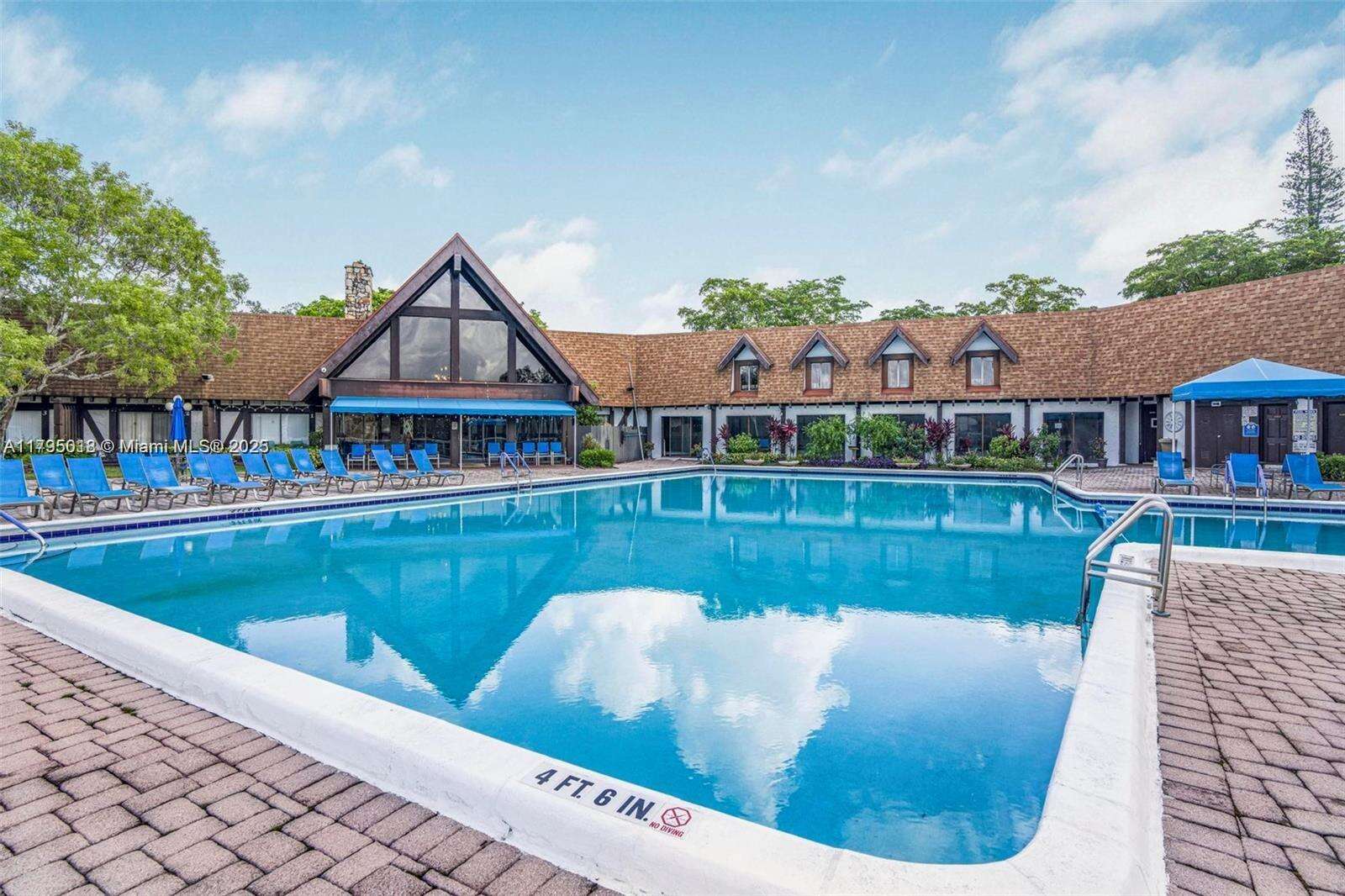 International Village At Inverrary | Unit #3P Unit #3P | Picture 34