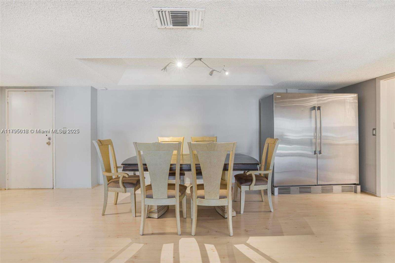 International Village At Inverrary | Unit #3P Unit #3P | Picture 8