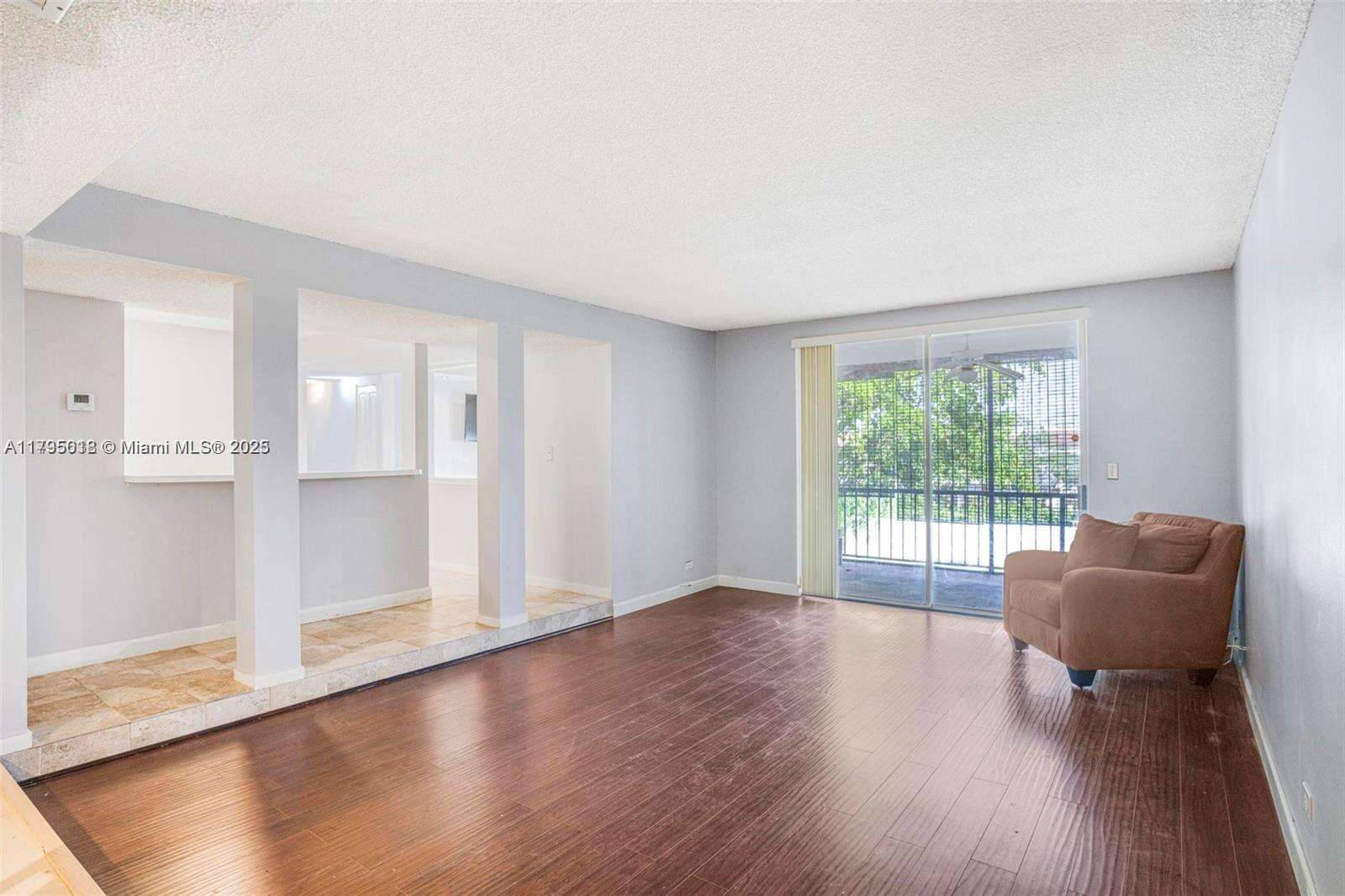 International Village At Inverrary | Unit #3P Unit #3P | Picture 9