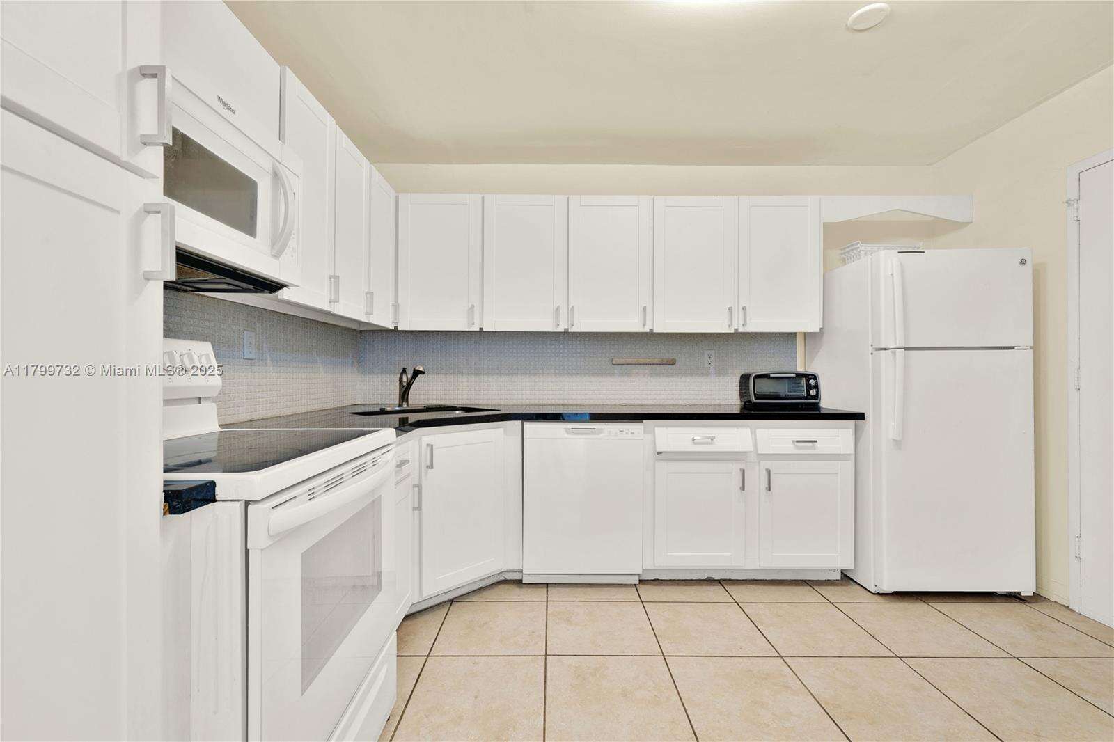 Commodore Plaza Condo Tower Bldg | Unit #504 Unit #504 | Picture 20