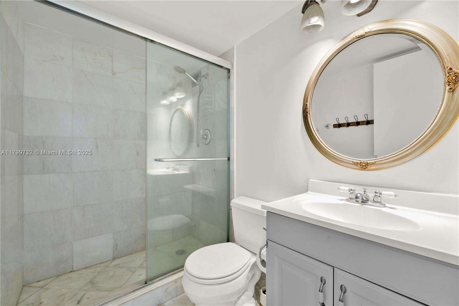 Commodore Plaza Condo Tower Bldg | Unit #504 Unit #504 | Picture 30