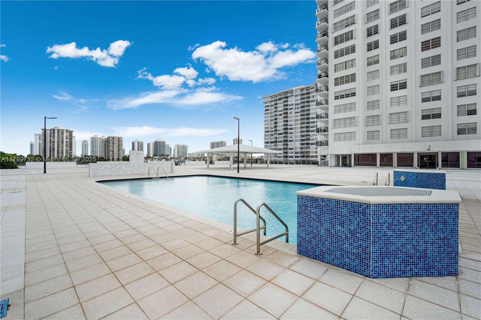Commodore Plaza Condo Tower Bldg | Unit #504 Unit #504 | Picture 37