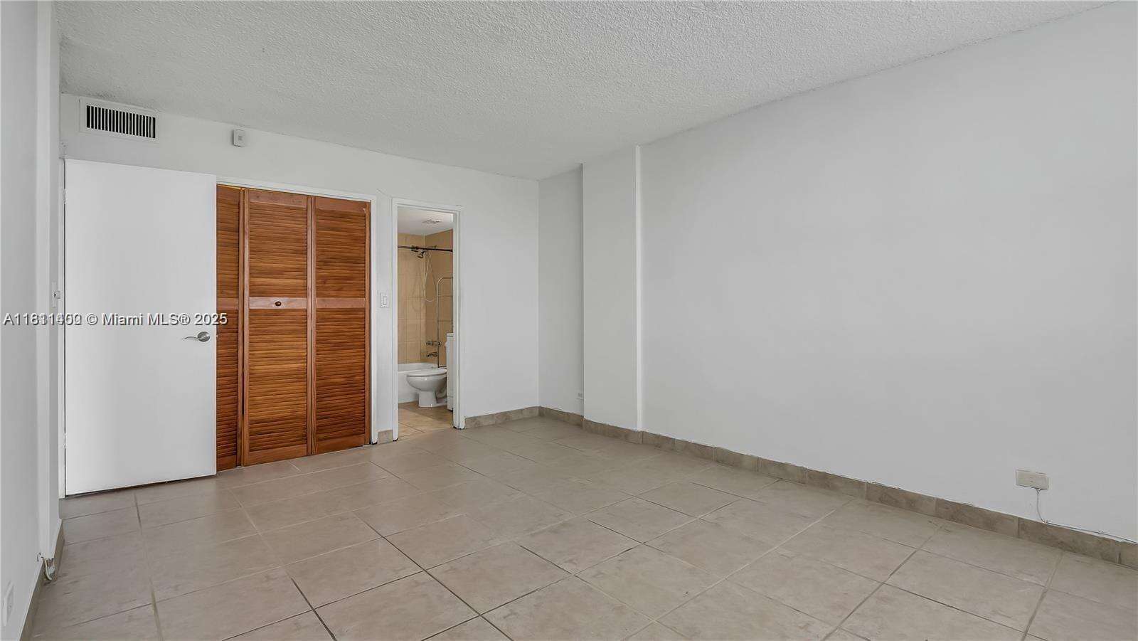 Eastern Shores White House | Unit #603 Unit #603 | Picture 4