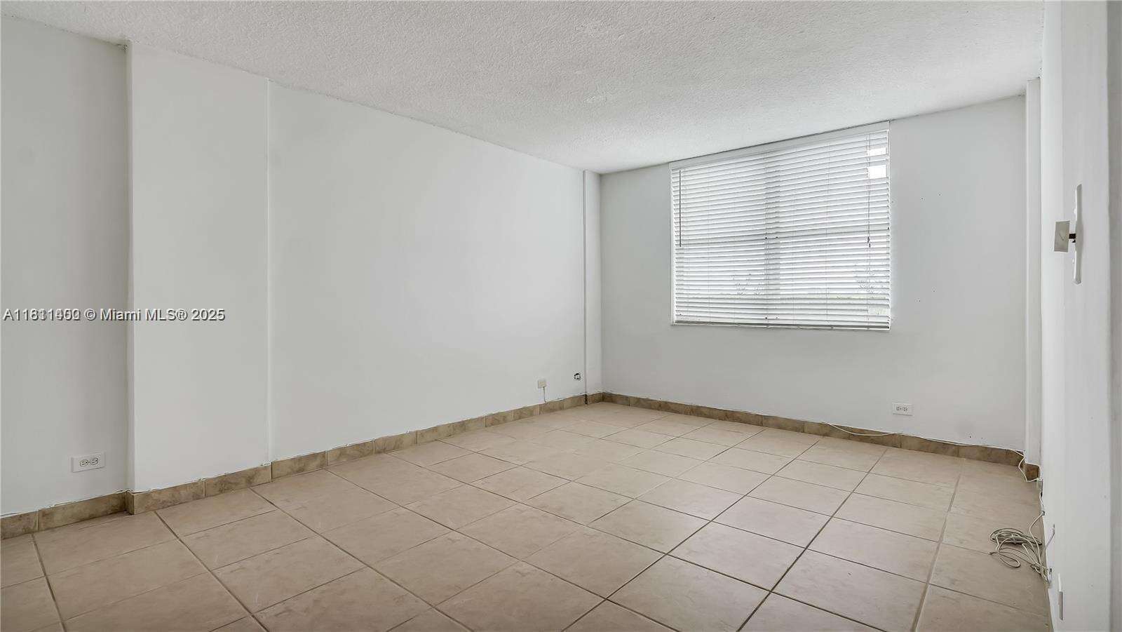 Eastern Shores White House | Unit #603 Unit #603 | Picture 5