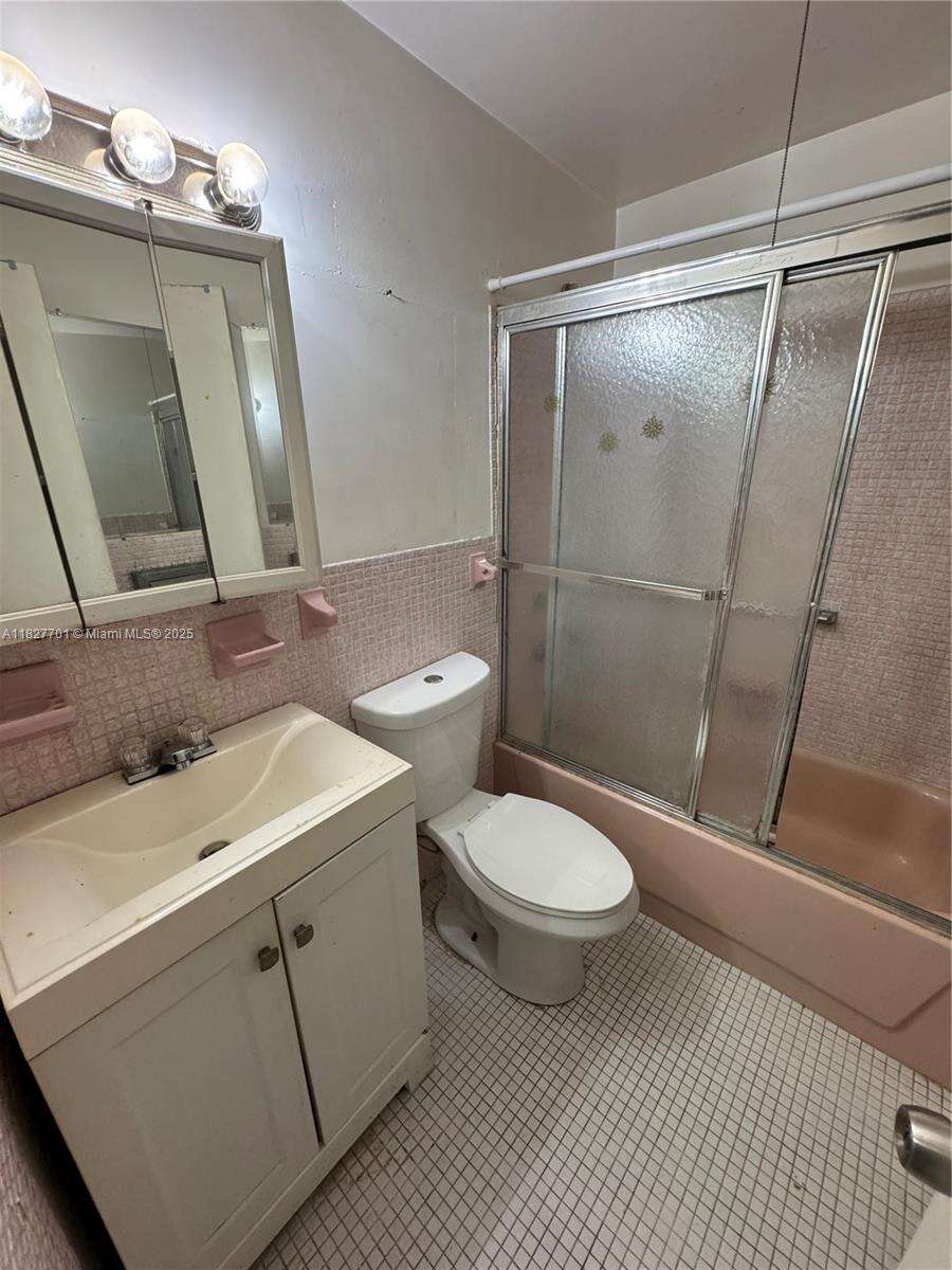 Star Lake Ests No 1 | Unit #108 Unit #108 | Picture 8