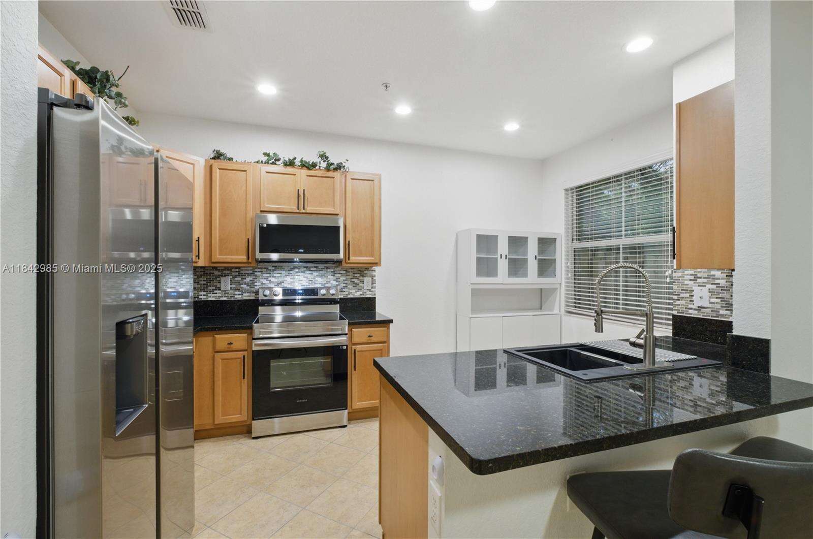 Tuscan Villas Condo Phase 9 | Unit #307 Unit #307 | Picture 2