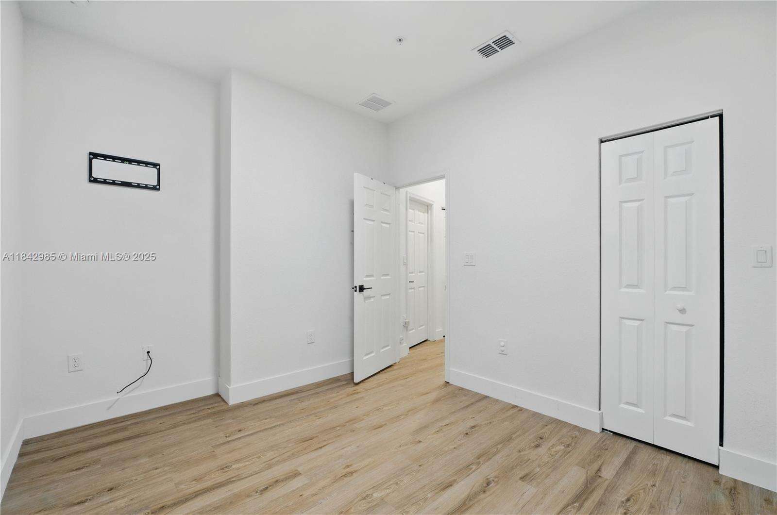 Tuscan Villas Condo Phase 9 | Unit #307 Unit #307 | Picture 17