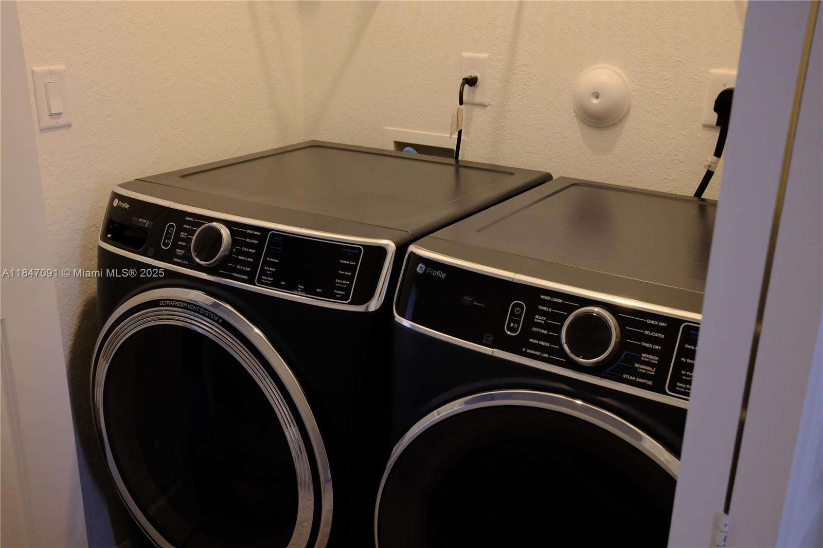 Kendall Assemblage North | N/A N/A | Picture 30