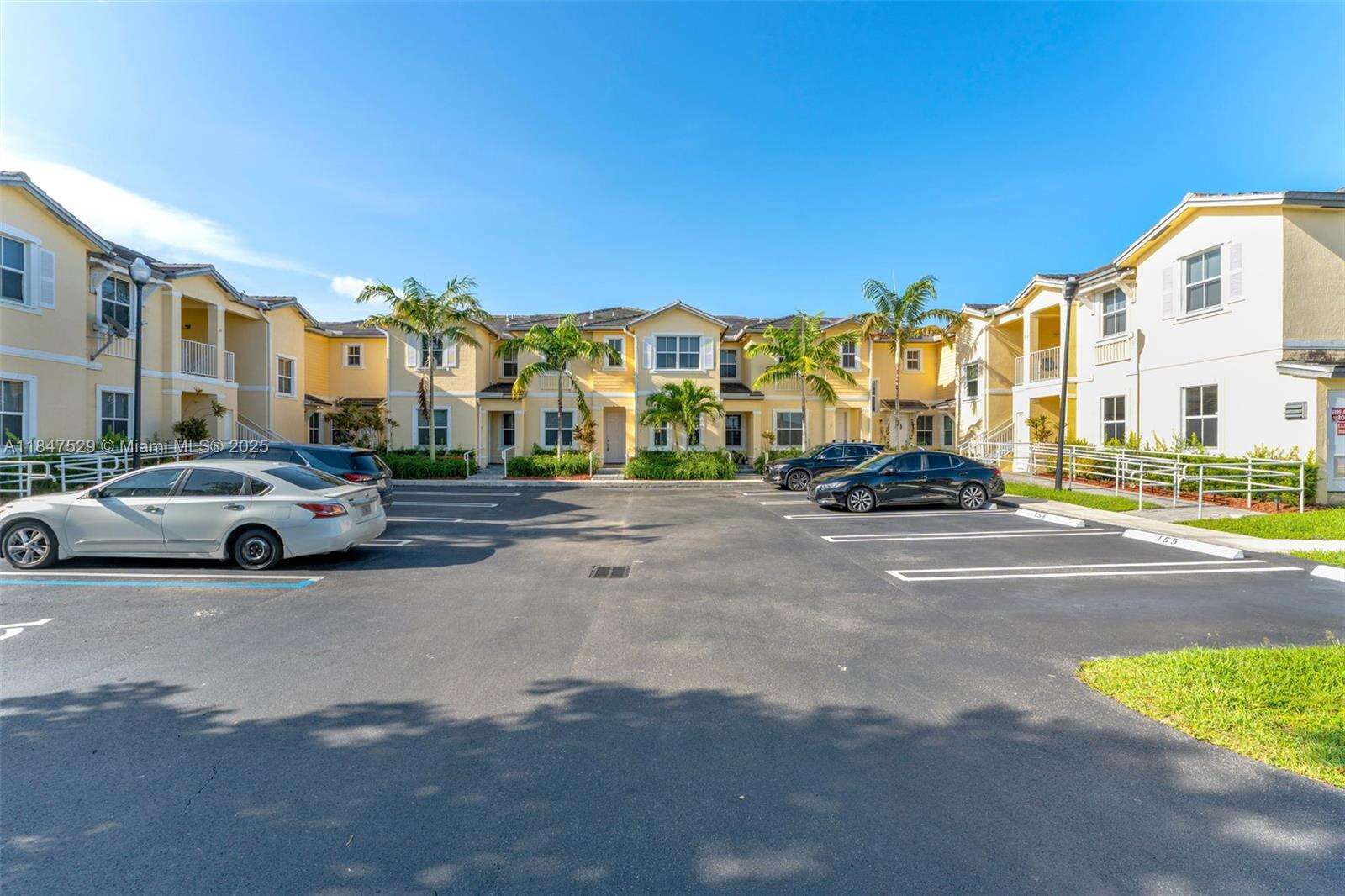 Fiji Condo No 1 | Unit #10 Unit #10 | Picture 19