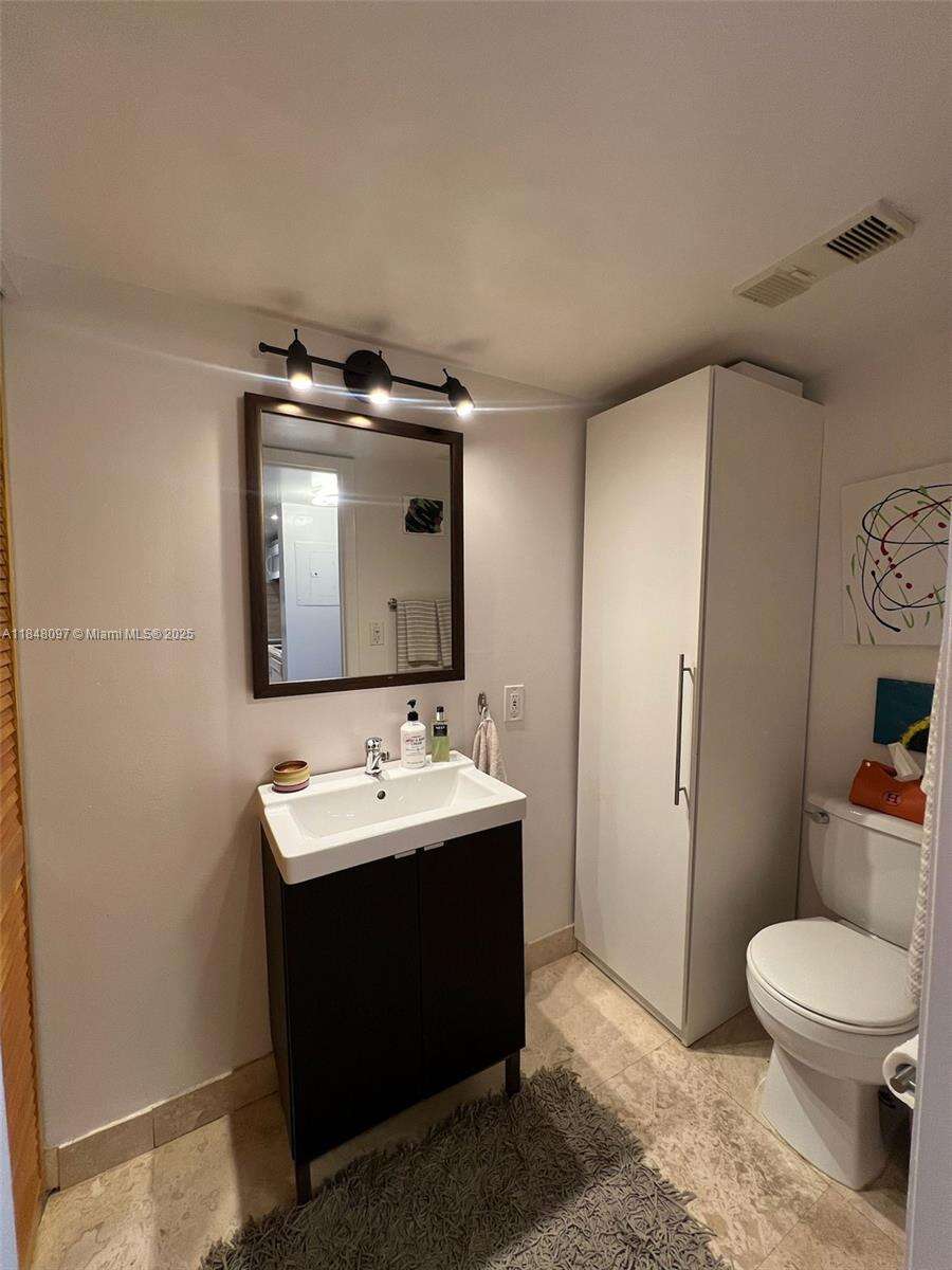 Brickell Key Ii | Unit #1524 Unit #1524 | Picture 14