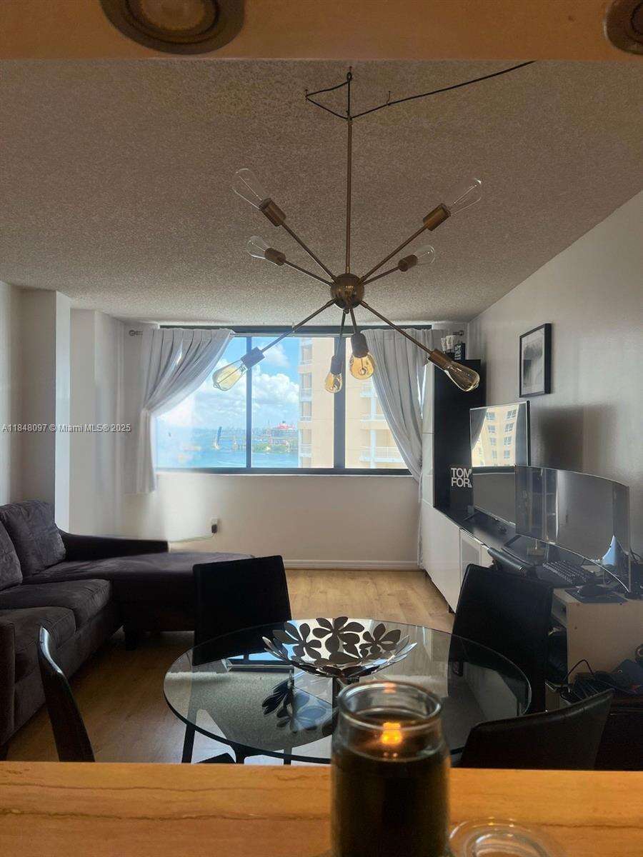 Brickell Key Ii | Unit #1524 Unit #1524 | Picture 3