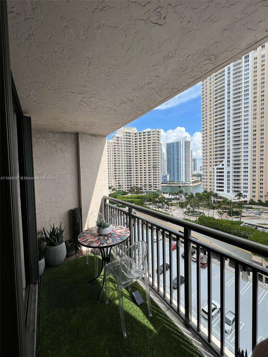 Brickell Key Ii | Unit #1524 Unit #1524 | Picture 21