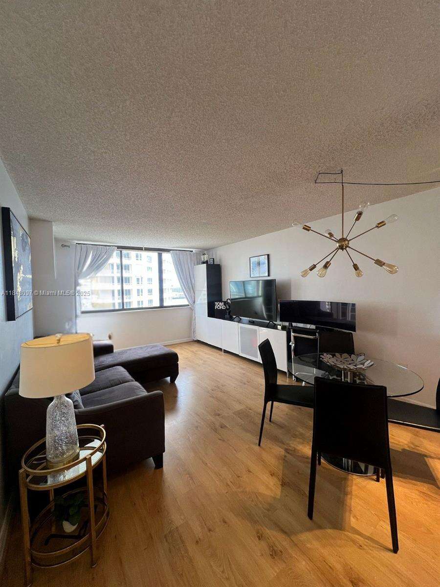 Brickell Key Ii | Unit #1524 Unit #1524 | Picture 7