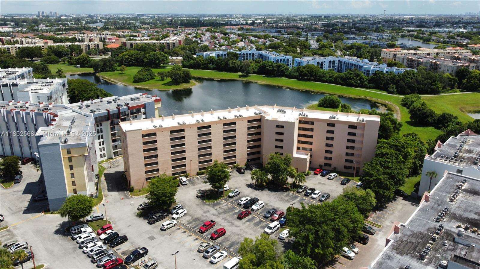 Golfview Cl Fontainbl Pk | Unit #504 Unit #504 | Picture 19