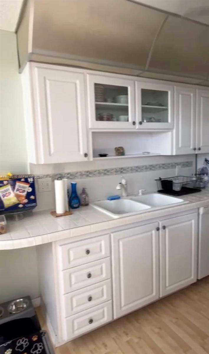 Park Place Condominium No Four | Unit #504 Unit #504 | Picture 20