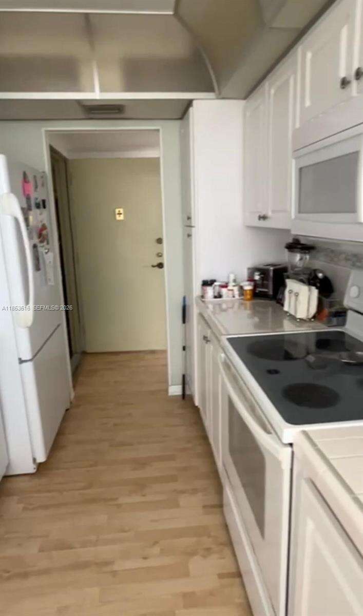 Park Place Condominium No Four | Unit #504 Unit #504 | Picture 21