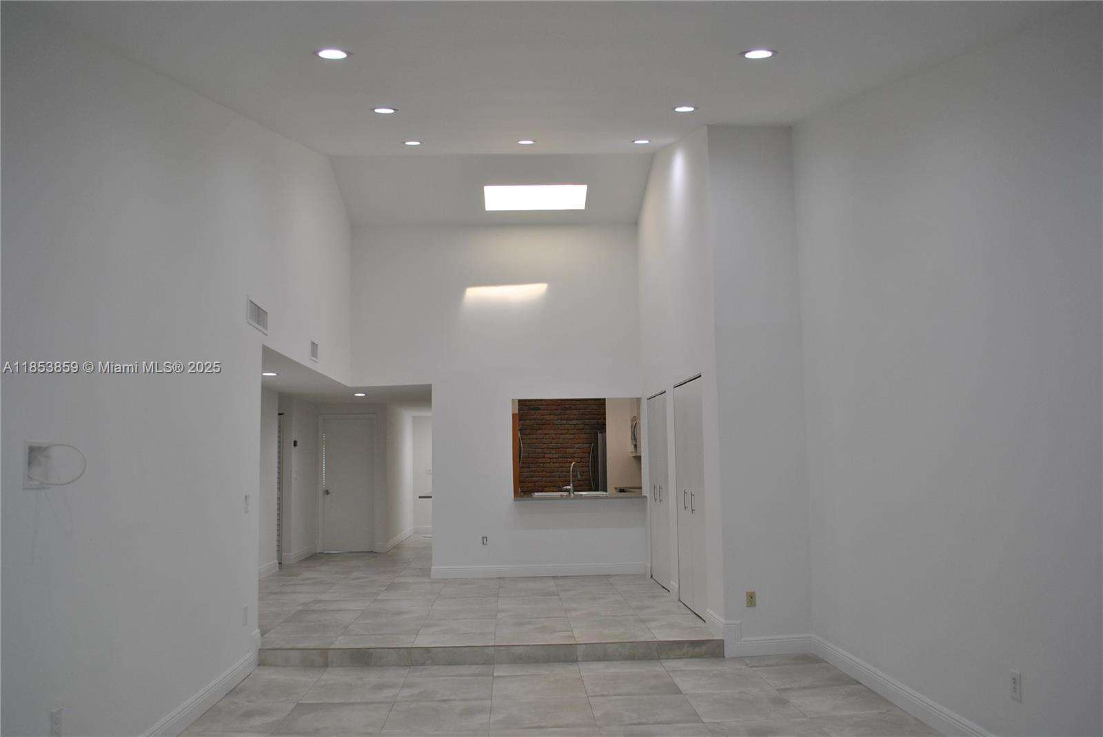 Sandpiper At Calif Club | Unit #3M Unit #3M | Picture 13